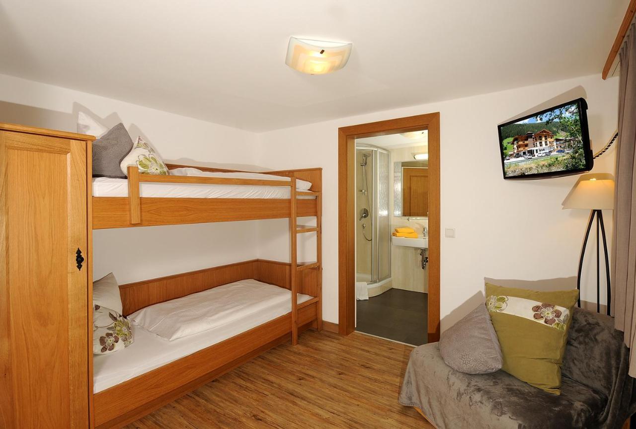 Hotel Burgschrofn Тукс Экстерьер фото