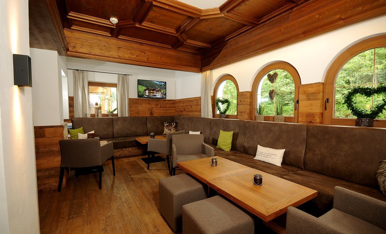 Hotel Burgschrofn Тукс Экстерьер фото